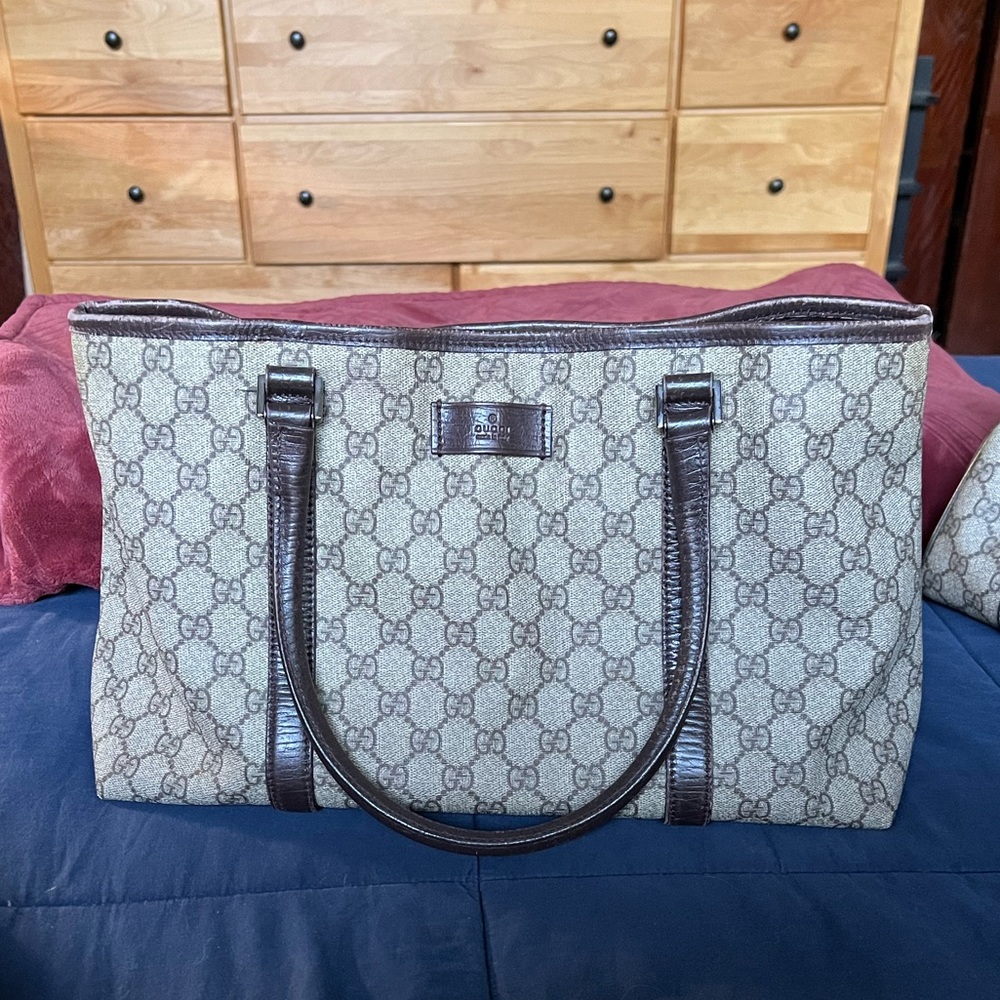 Gucci medium classic tote bag